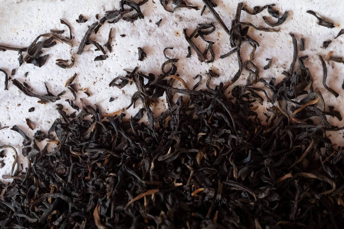 “I love the smell of intense in the morning” organic Dian Hong Yunnan Red tea in pouch by Amac HQ.