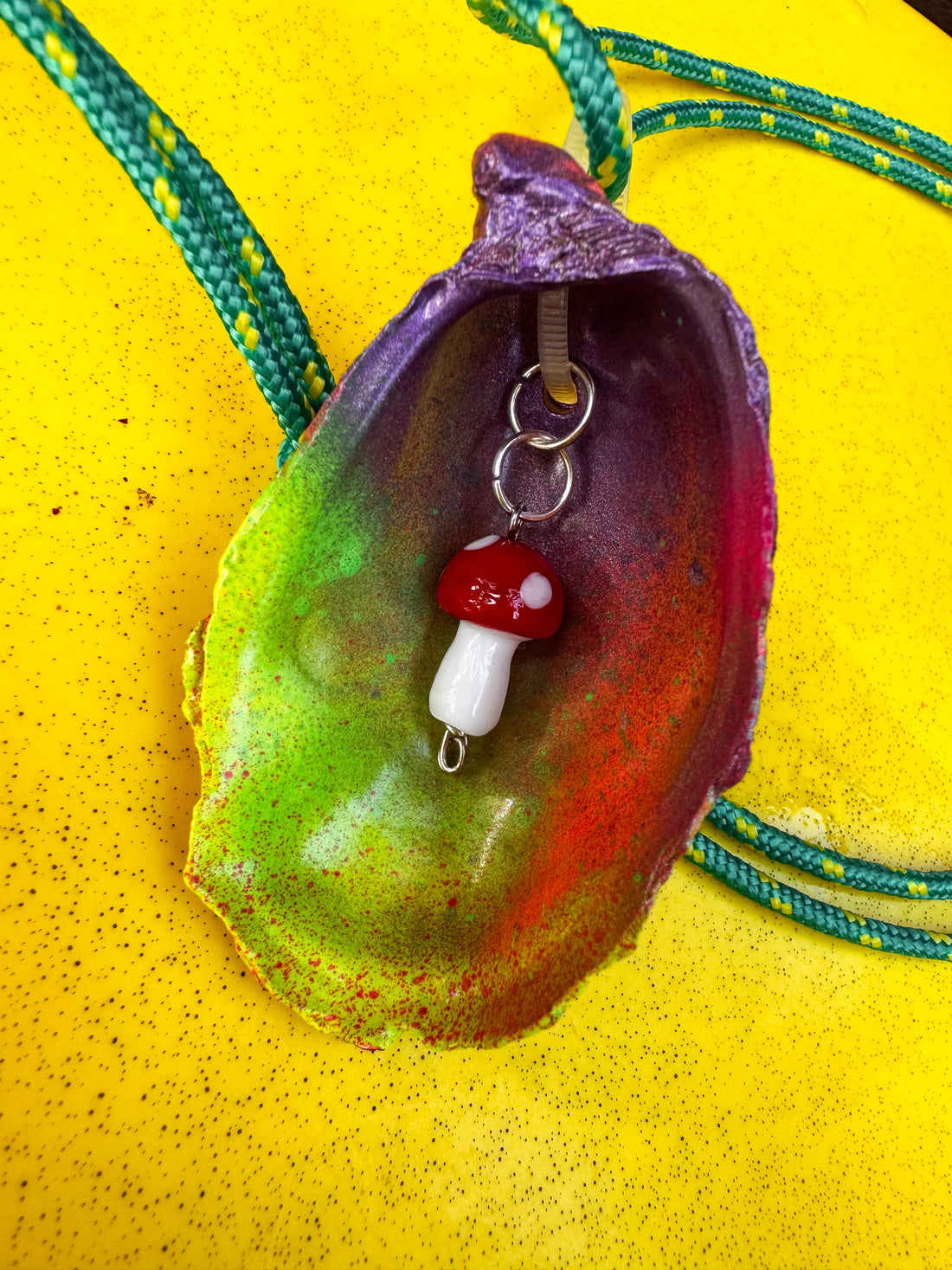Jungle Shell Necklace - Mushroom