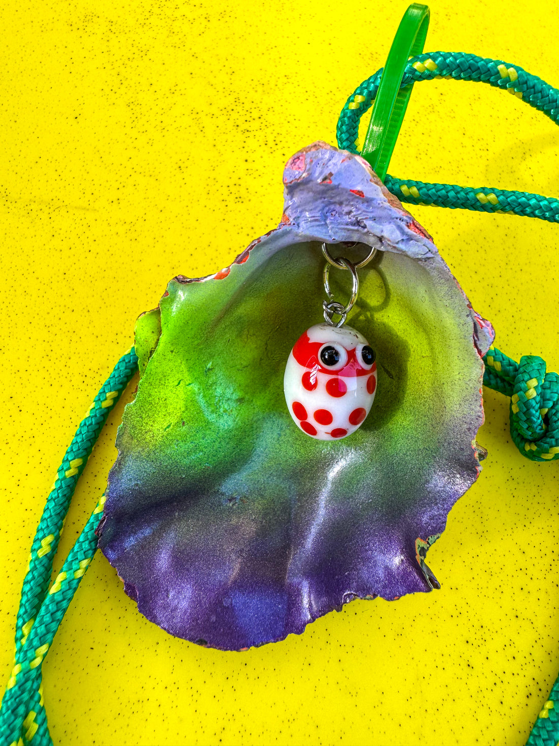 Jungle Shell Necklace - Red & White Bug