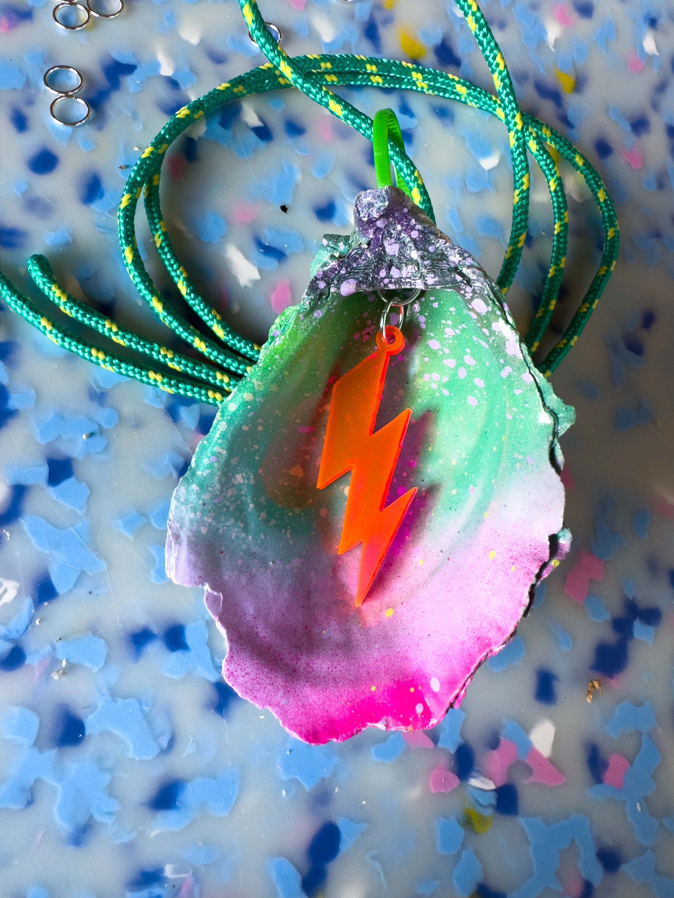 Jungle Shell Necklace - Lightning Bolt
