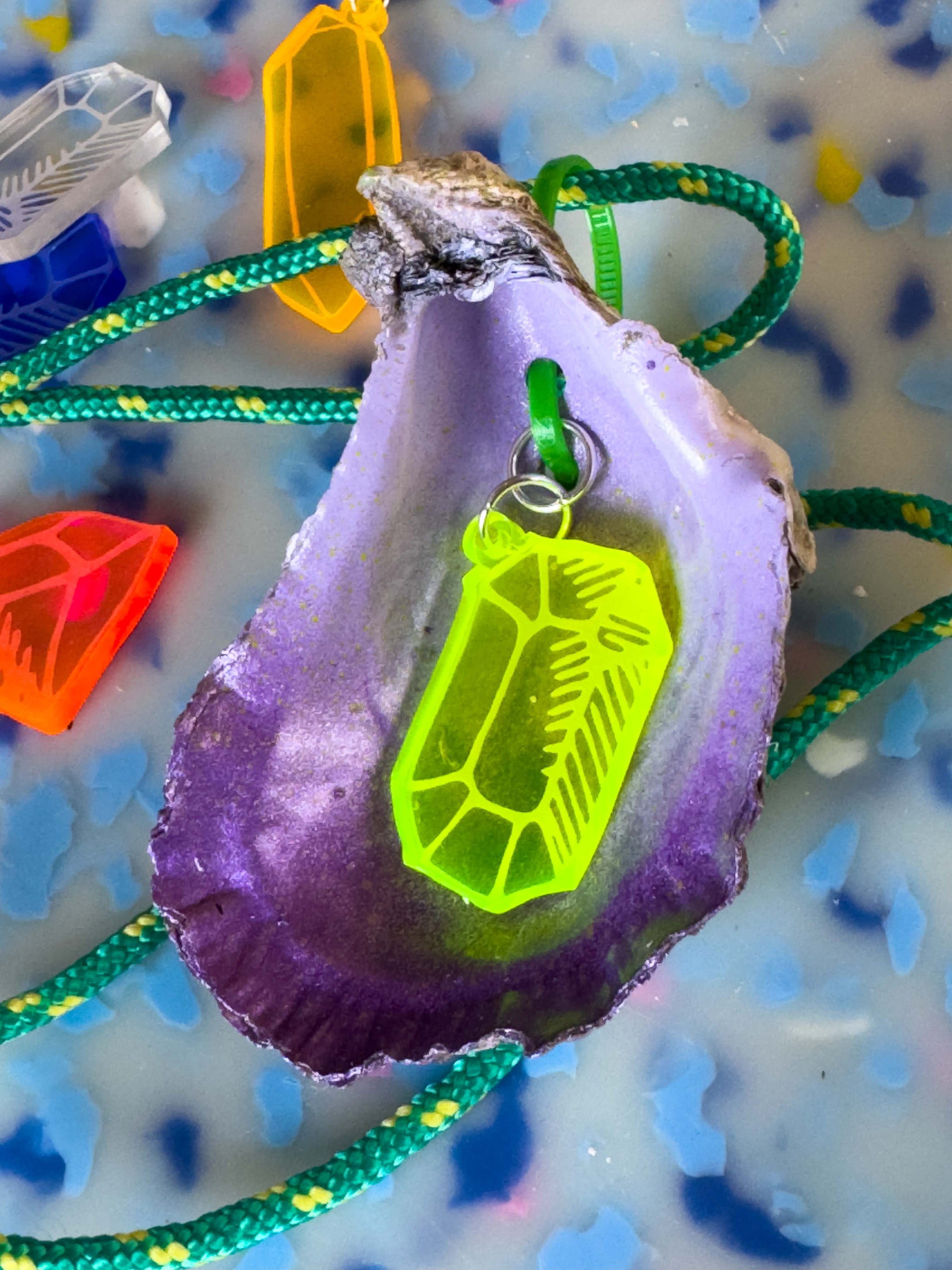 Jungle Shell Necklace - Emerald Cut