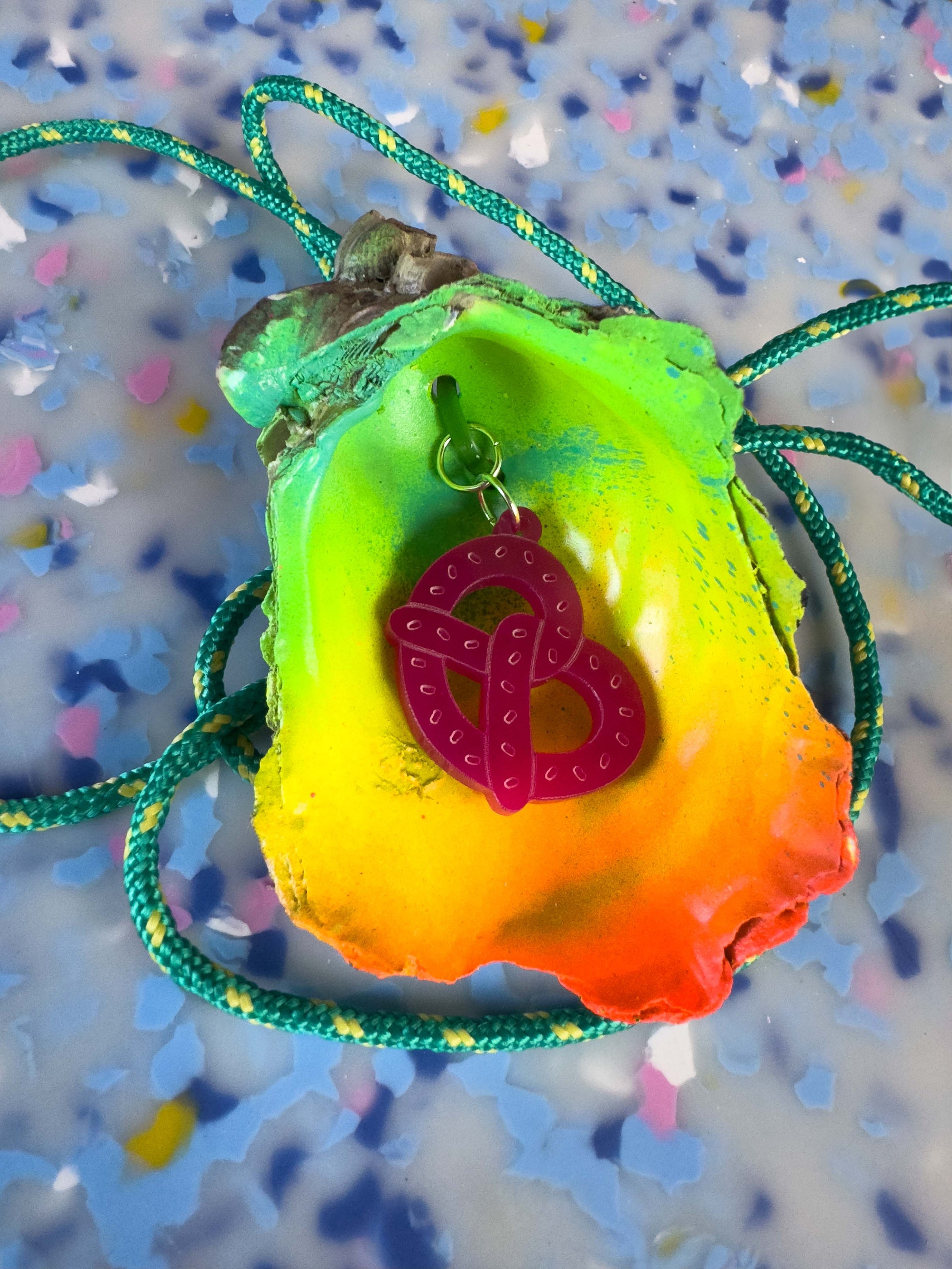 Jungle Shell Necklace - Pretzel