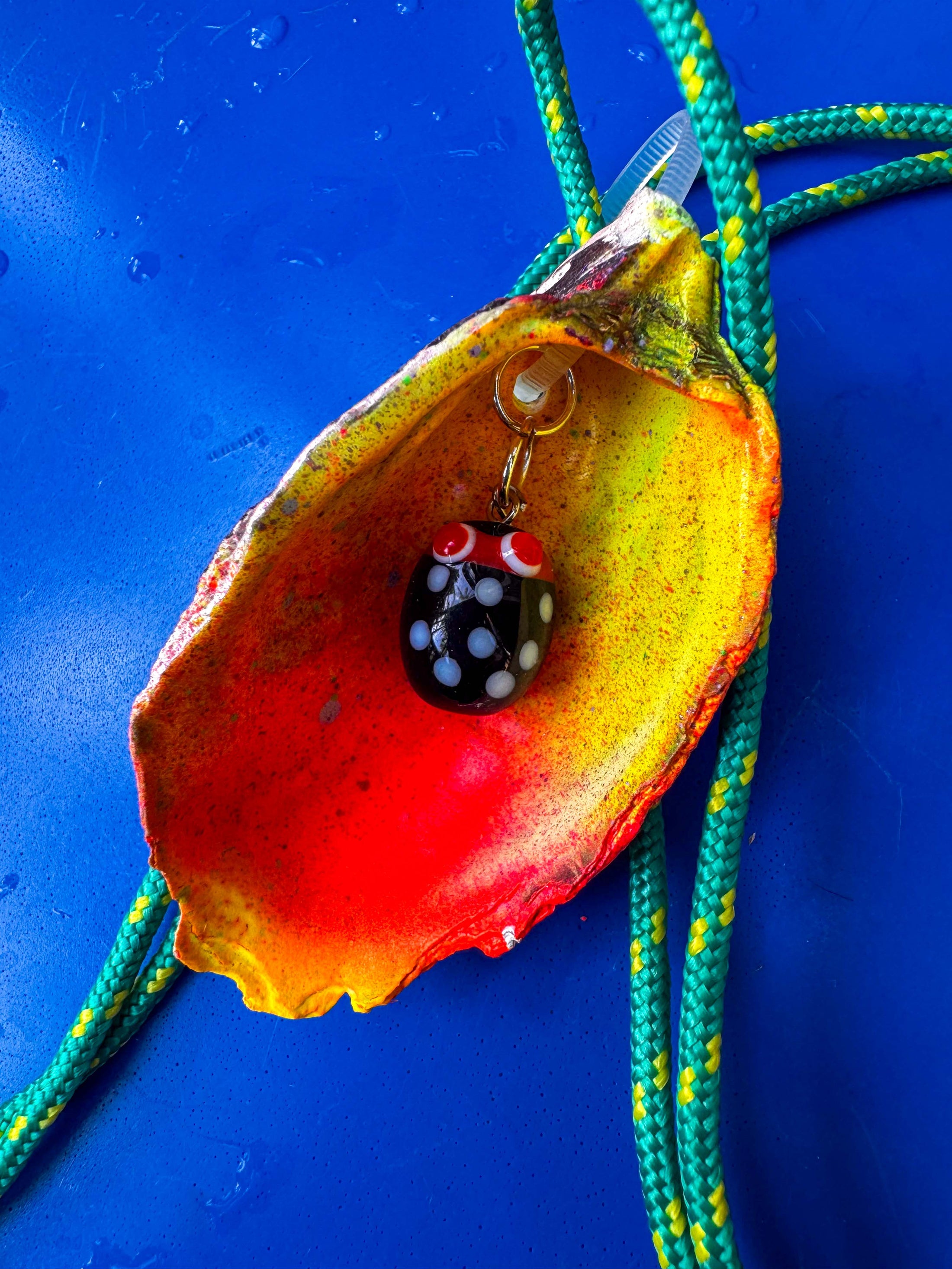 Jungle Shell Necklace - Black Bug