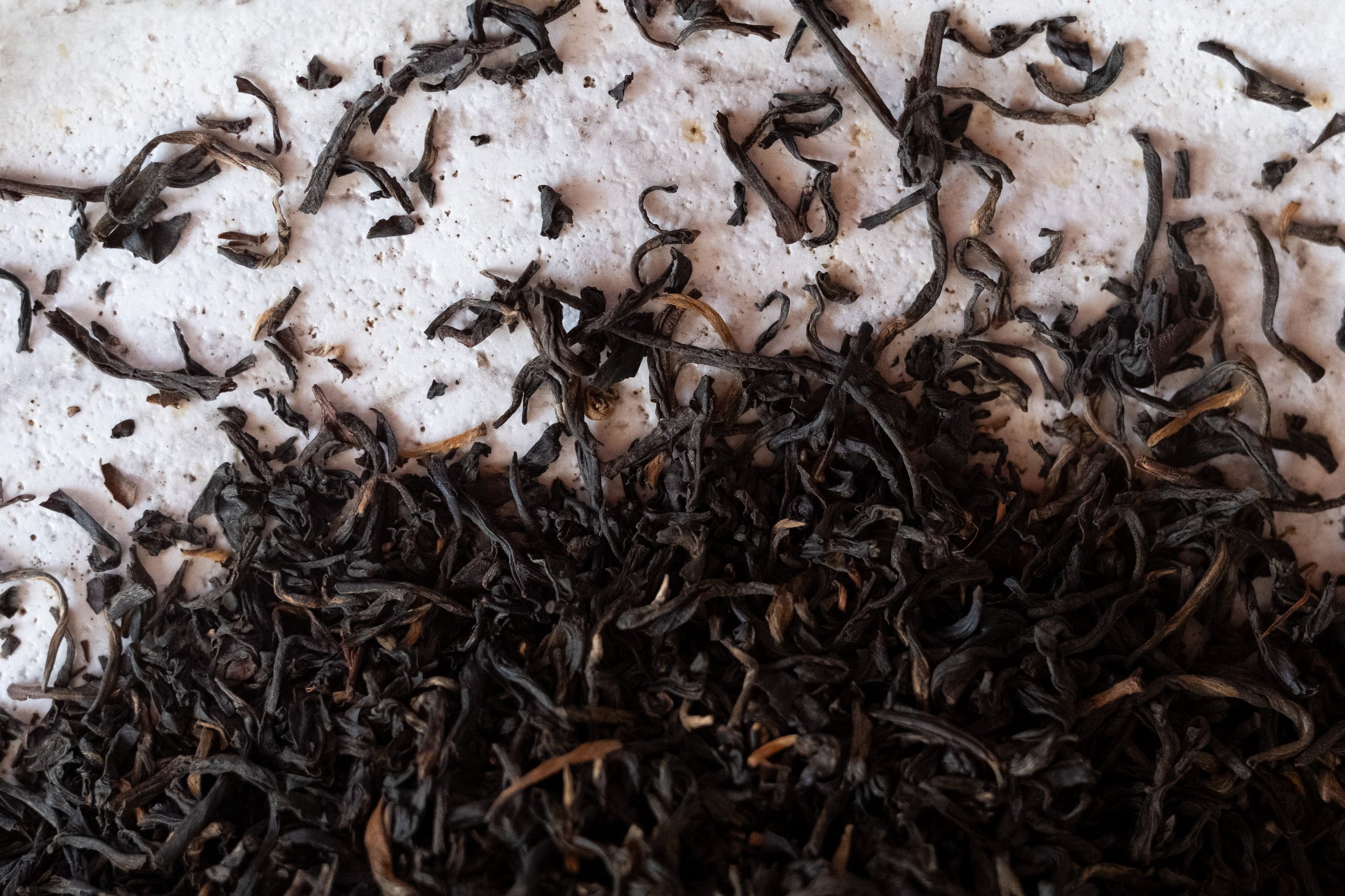 “I love the smell of intense in the morning” organic Dian Hong Yunnan Red tea in pouch by Amac HQ.