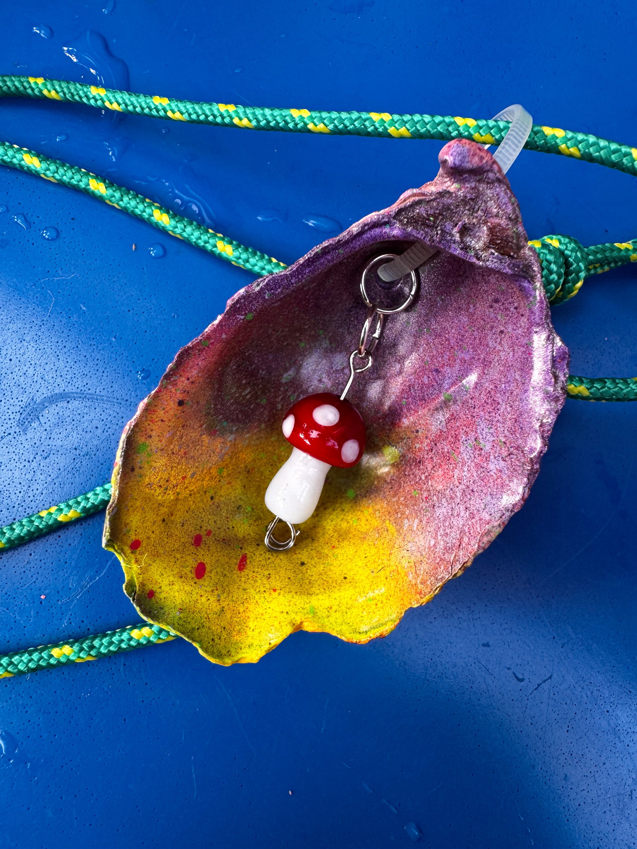 Jungle Shell Necklace - Mushroom