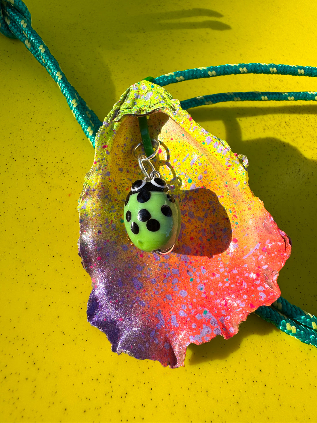 Jungle Shell Necklace - Green Bug