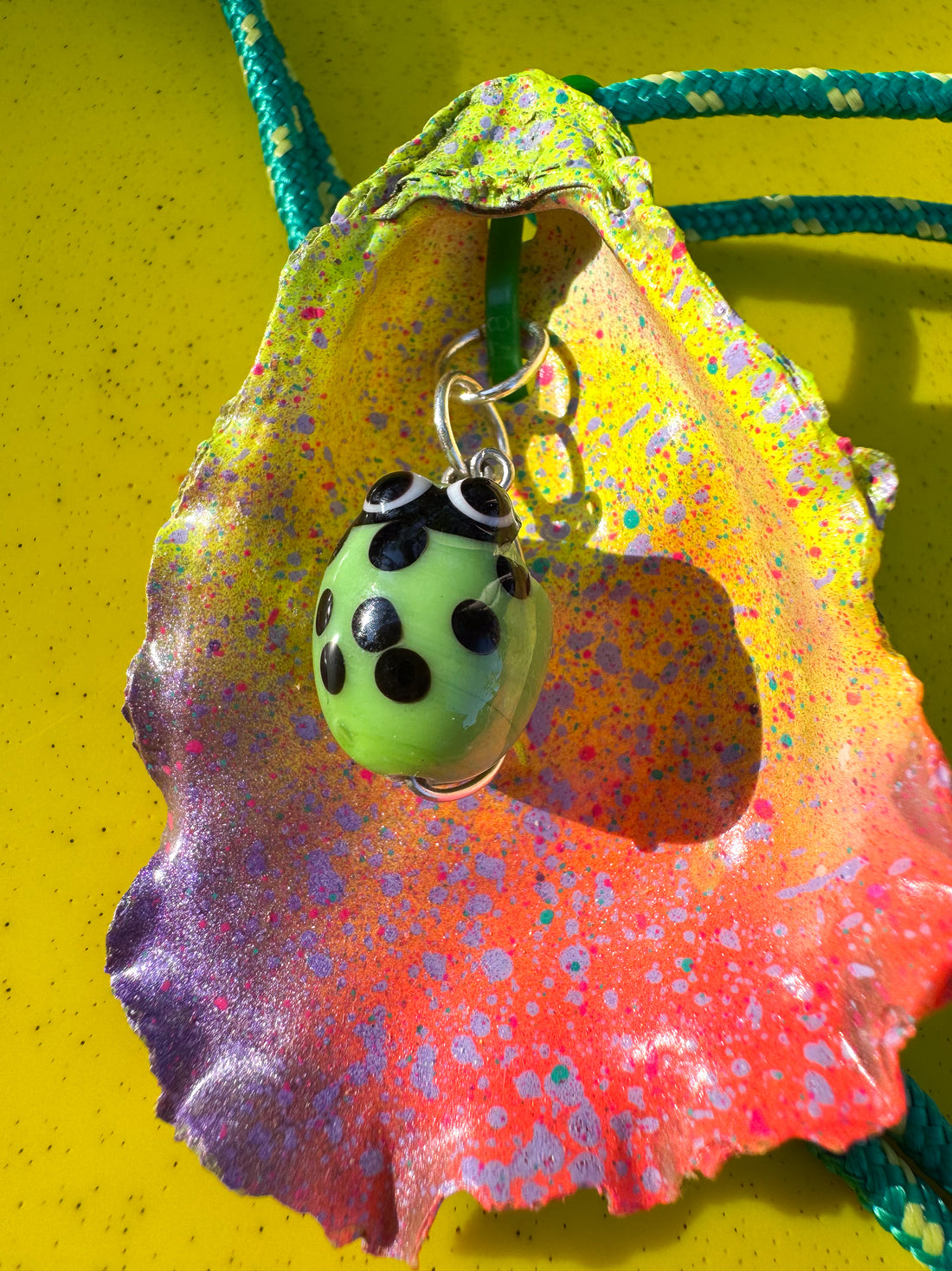 Jungle Shell Necklace - Green Bug