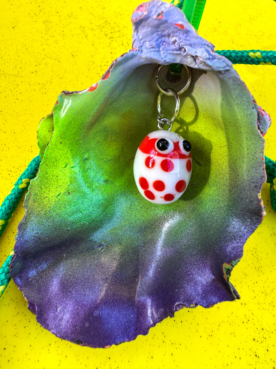 Jungle Shell Necklace - Red & White Bug