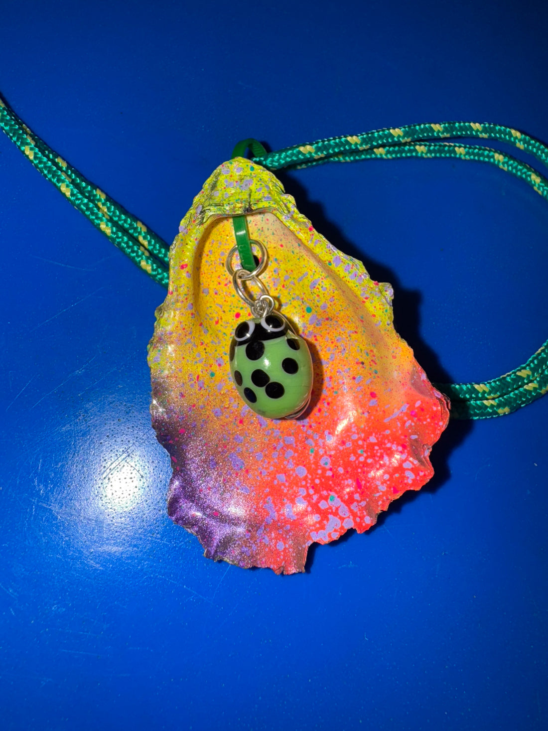 Jungle Shell Necklace - Green Bug